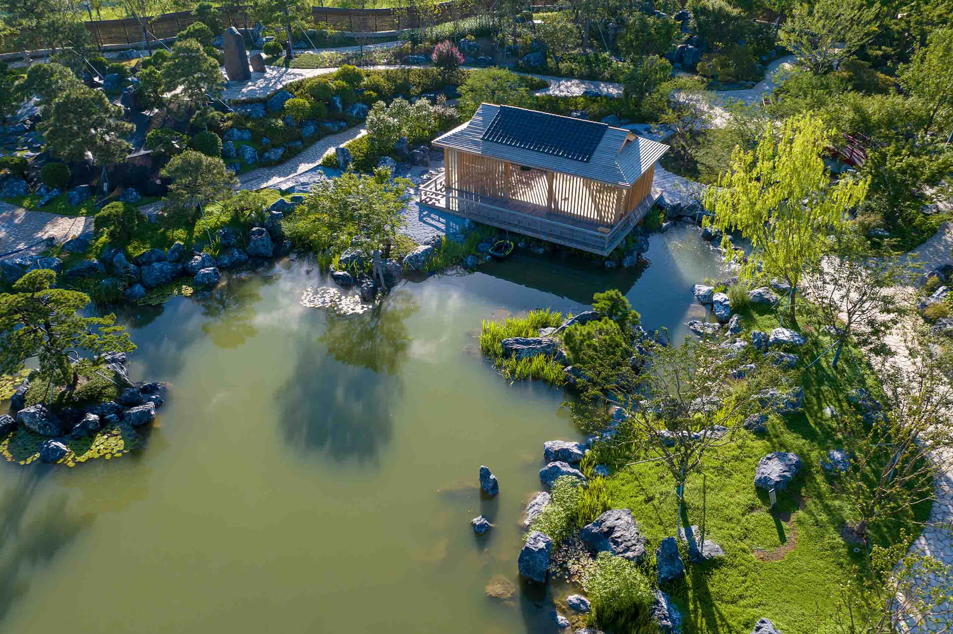 株式会社梅鉢園